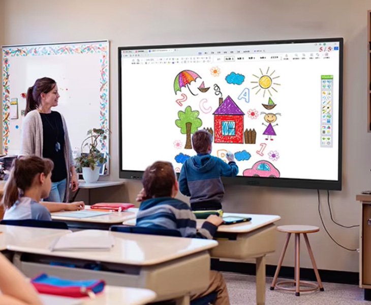 Educational Smart Board One-Touch Eye Protection Mode