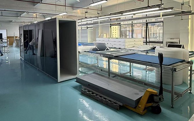 Holobox Company Advantage