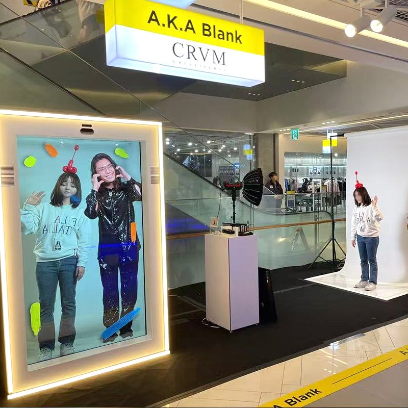Transparent LCD Showcase